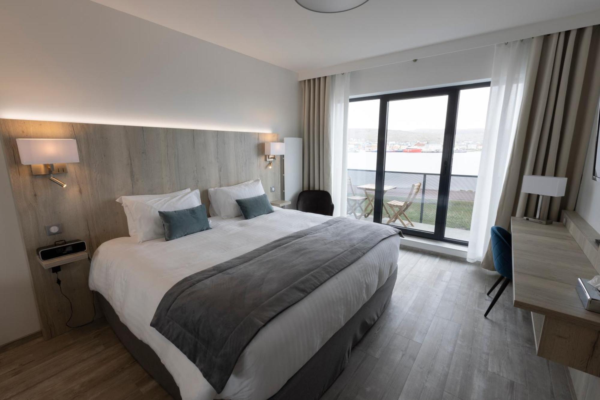 Les Terrasses Du Port Otel Saint-Pierre Dış mekan fotoğraf